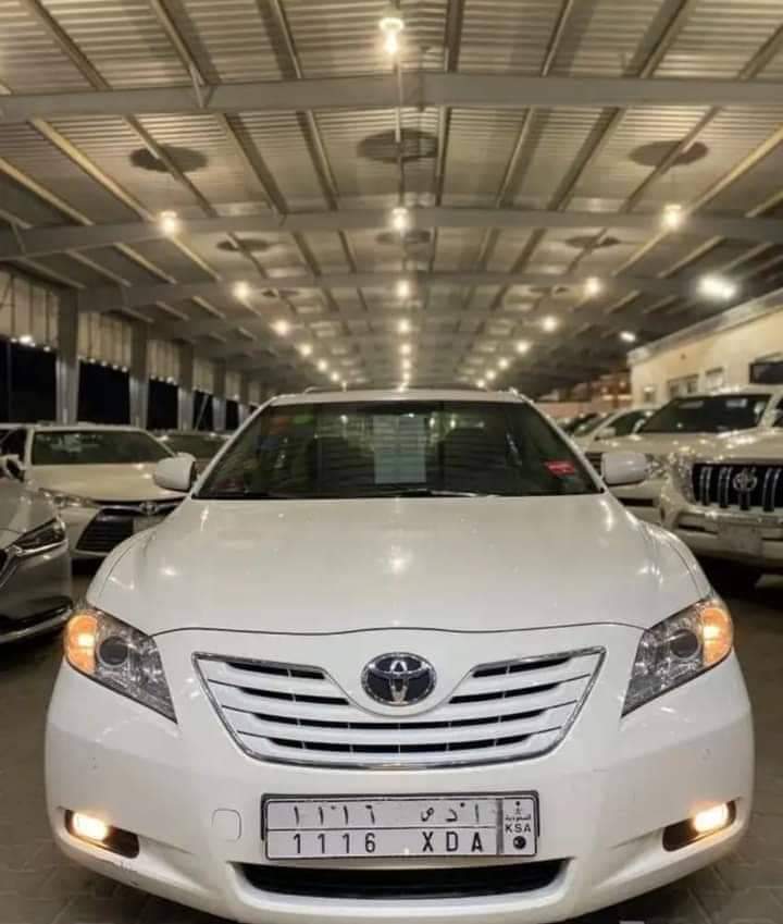 تويوتا كامري 2008 للبيع