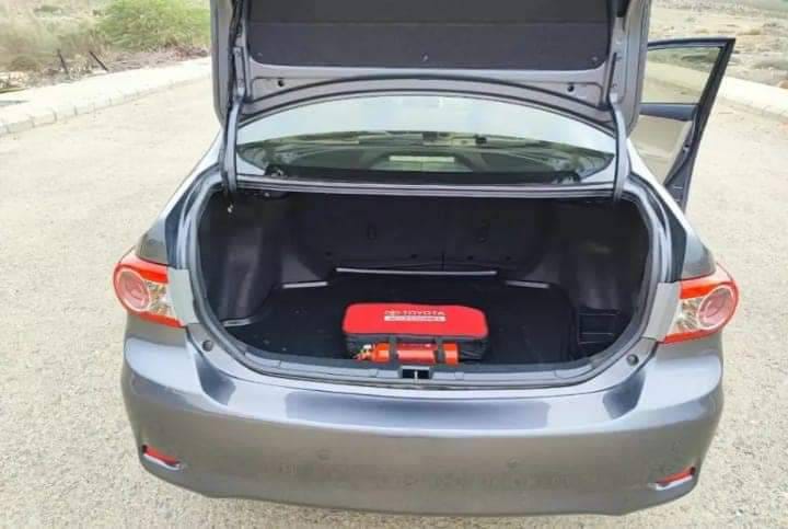 تويوتا كورولا 2012 للبيع